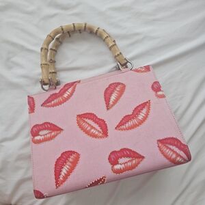 bamboo pink rhinestone lip print bag w/ matching wallet